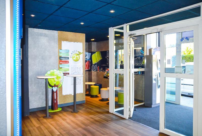Ibis Budget Centre Hotel 2*